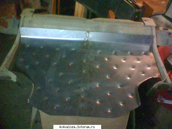 cam asta este scutul de inox scut motor land rover