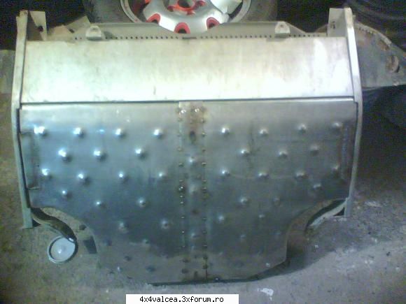 chiar s-a potrivit a iesit belea iar :nod: scut motor land rover